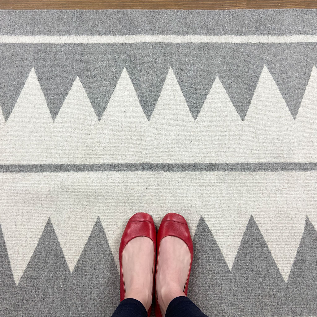 Grey and Ivory Geometric Rug | Small Zapotec Handwoven Rug | Accent Rug with Tassels | 3x5 | Archive NY